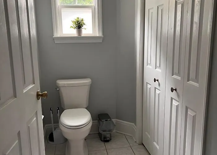Cozy Near Dt With Deck And Yard * Winston-Salem