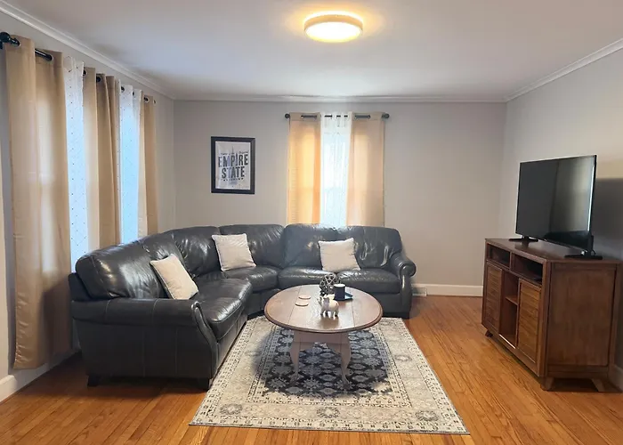Cozy Near Dt With Deck And Yard Winston-Salem
